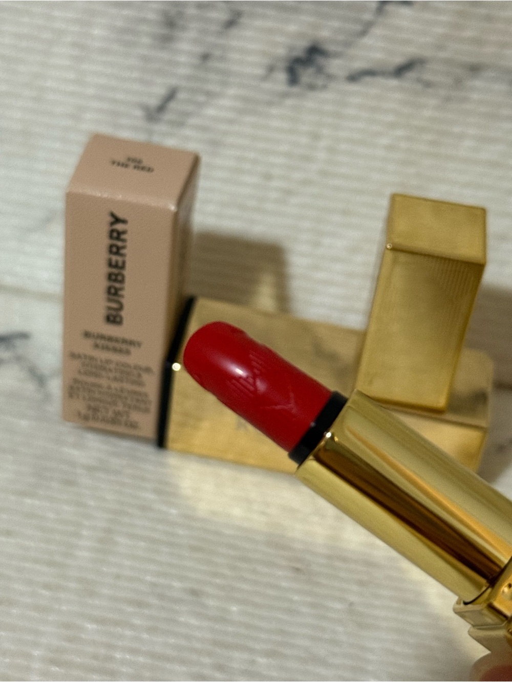 Burberry Mini Red Satin Lipstick - Picture 4 of 8